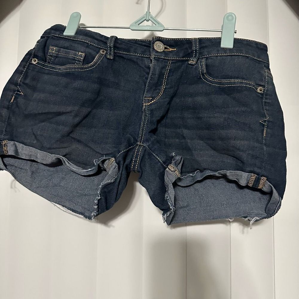 Aeropostale midi denim blue jean shorts, distressed cuffs